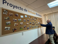 Virginia Credit Union participant adding to the EIP photo wall
